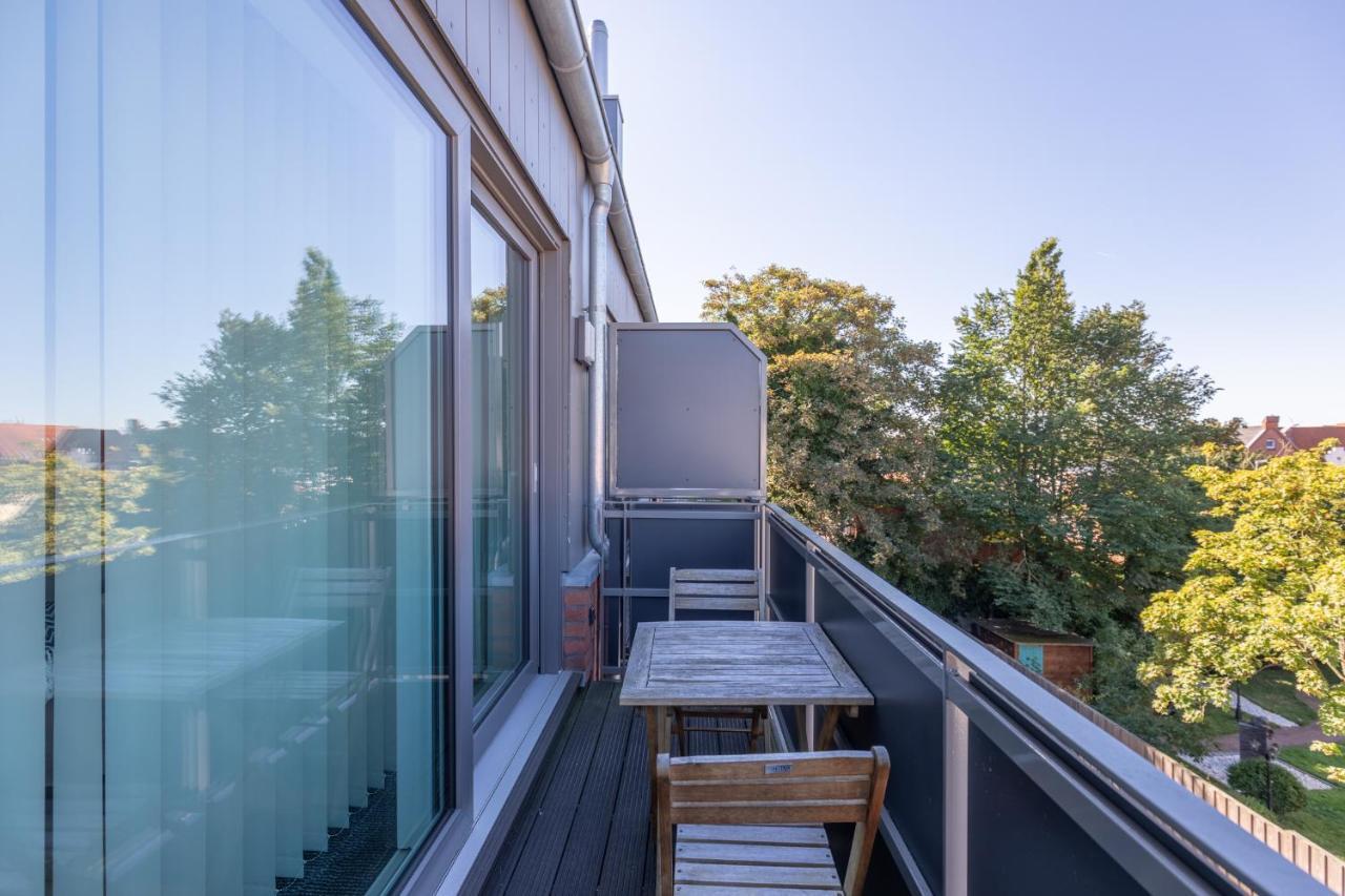 Penthouse Theo Apartamento Husum  Exterior foto